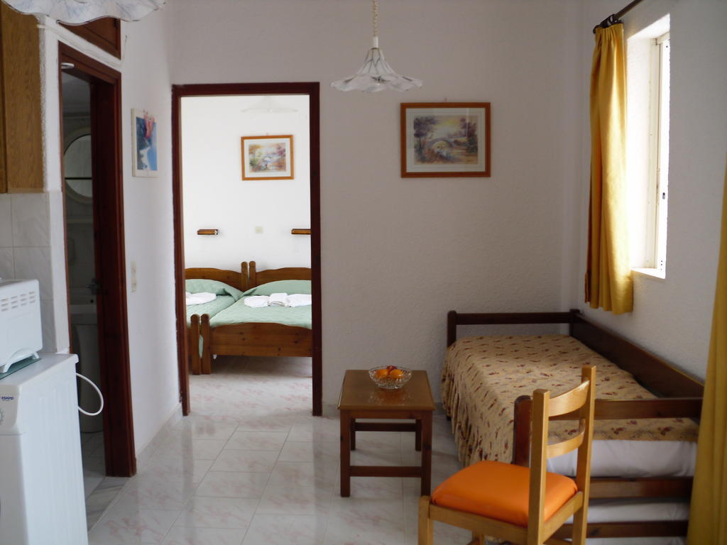 Mertonas Studios Karpathos Exteriér fotografie